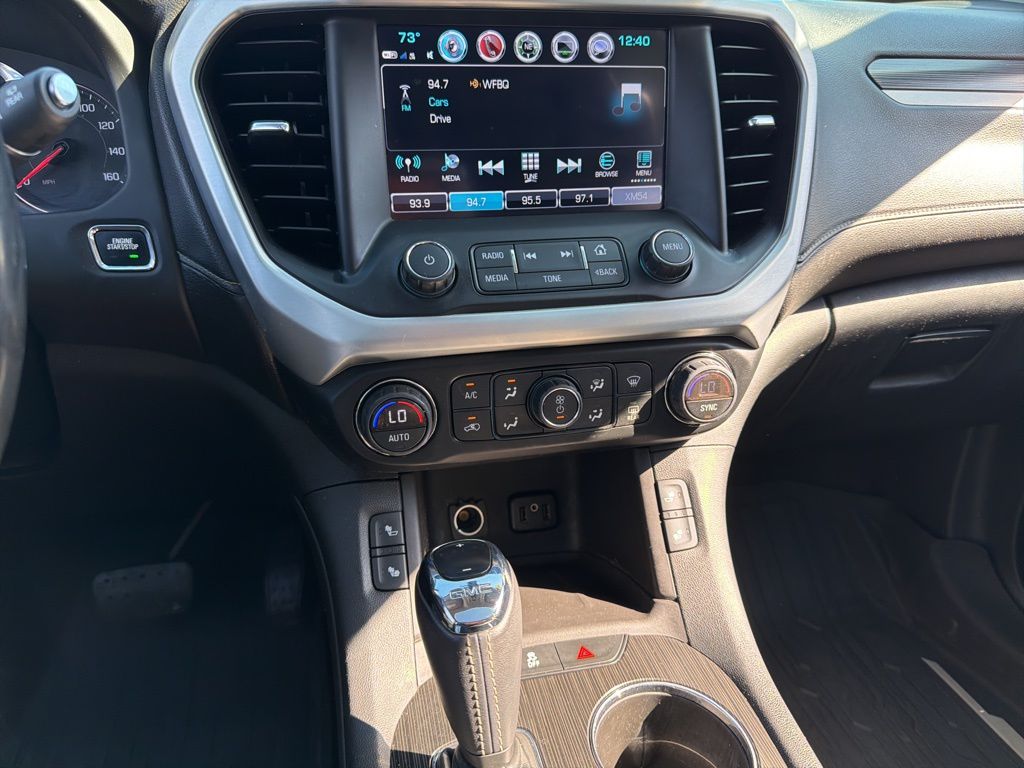 Thumbnail: 2017 GMC Acadia - 16