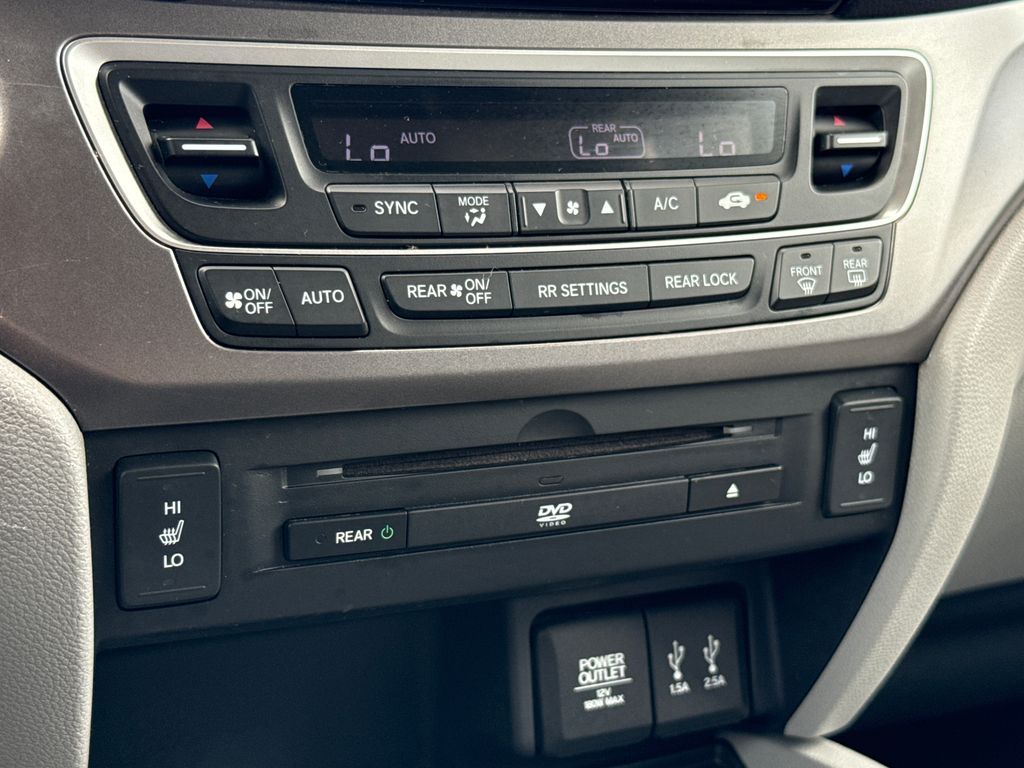 Used 2016  Honda EX-L image 21