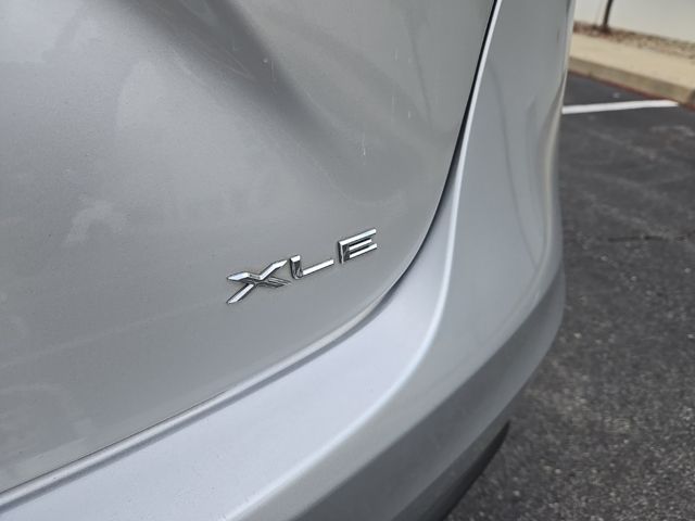 2013 Toyota Avalon Touring 12