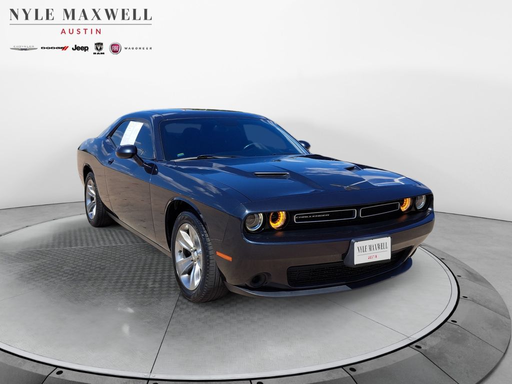 Used Car 2016 Dodge Challenger  Sxt For Sale Under $20,000 In Austin, Texas