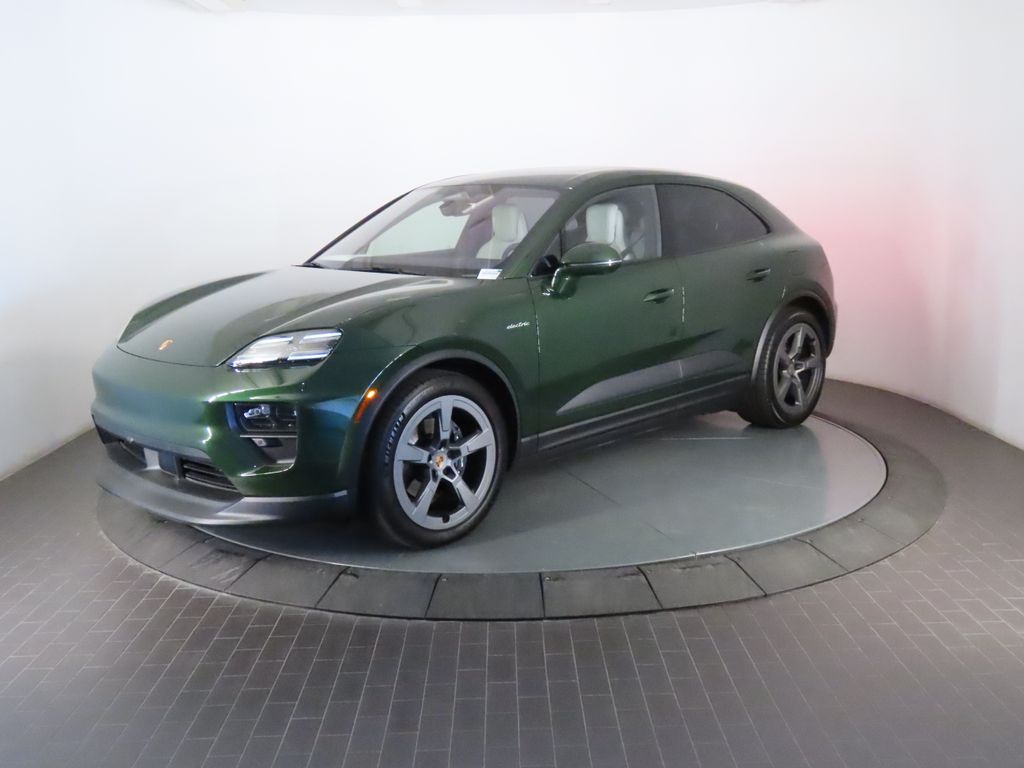 Thumbnail: 2025 Porsche Macan - 1