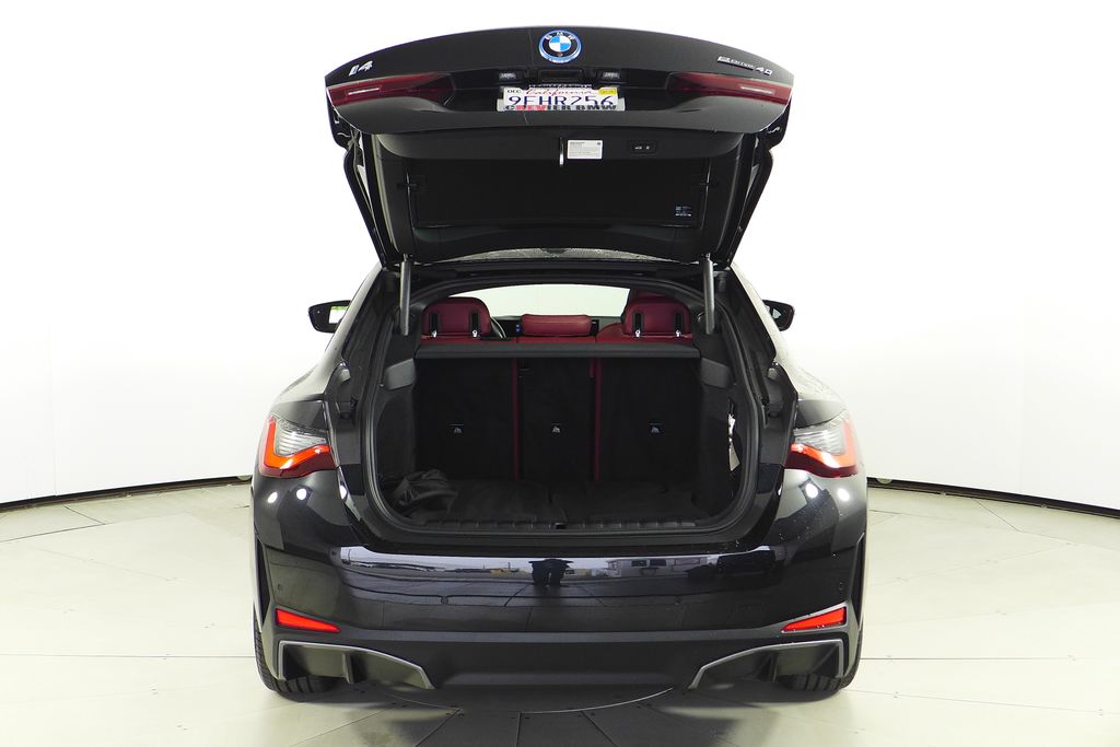 Thumbnail: 2023 BMW i4 - 10