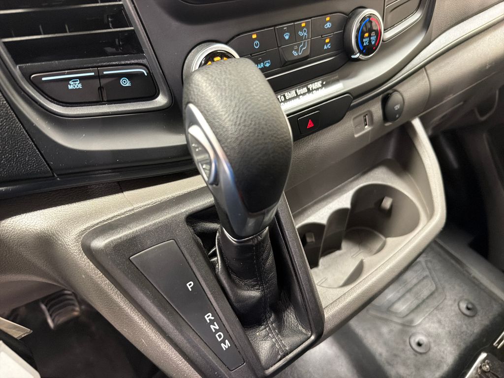 Certified Used 2025 White Ford Base image 27
