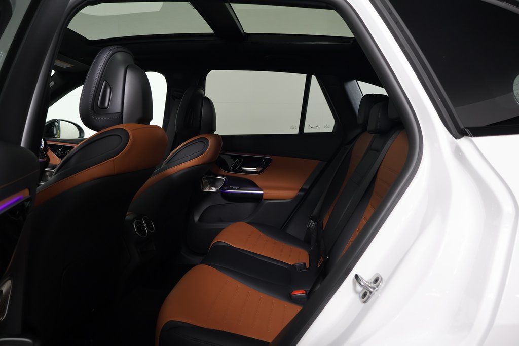 Thumbnail: 2026 Mercedes-Benz GLC - 6