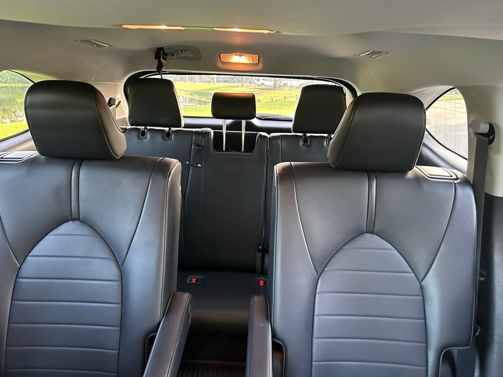 Thumbnail: 2020 Toyota Highlander - 16