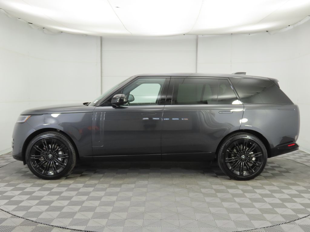 Thumbnail: 2025 Land Rover Range Rover - 8