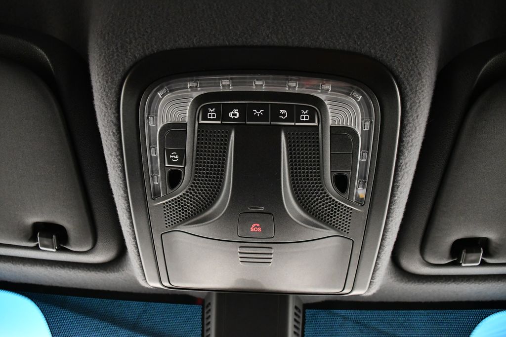 Thumbnail: 2026 Mercedes-Benz Sprinter - 11