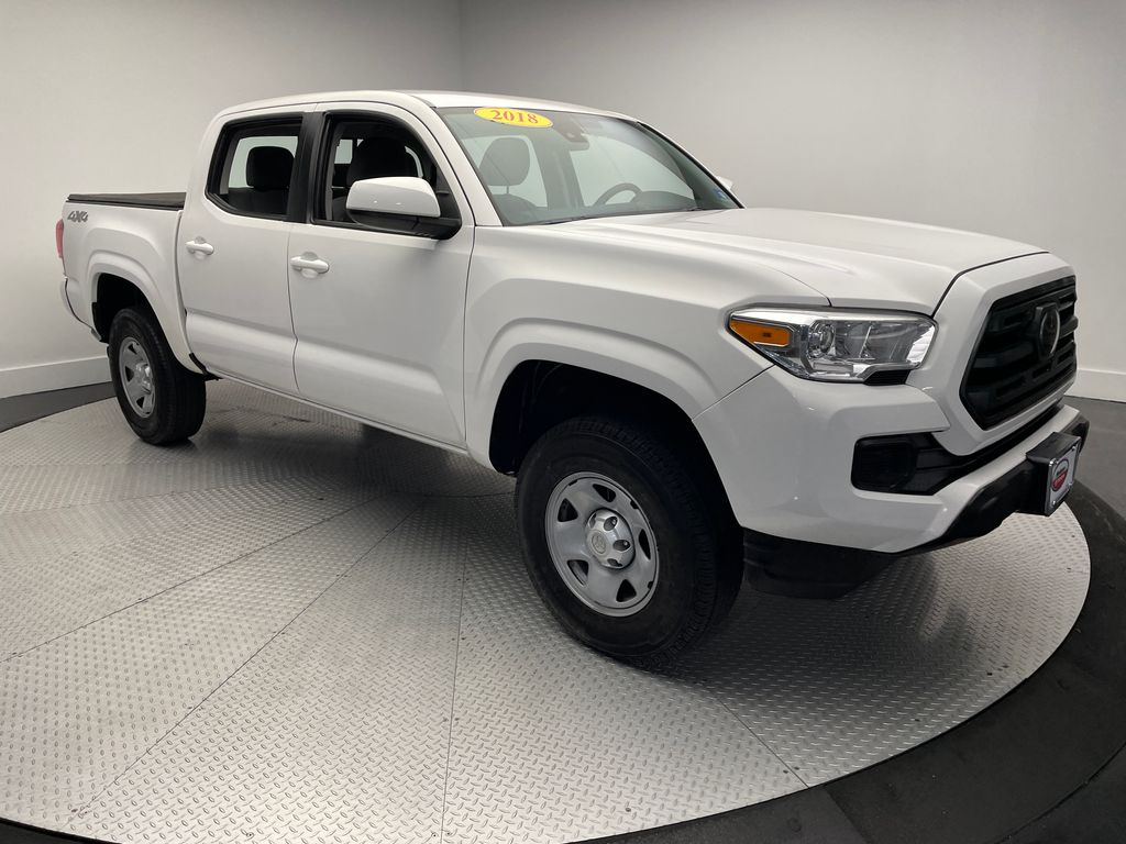 Thumbnail: 2018 Toyota Tacoma - 3