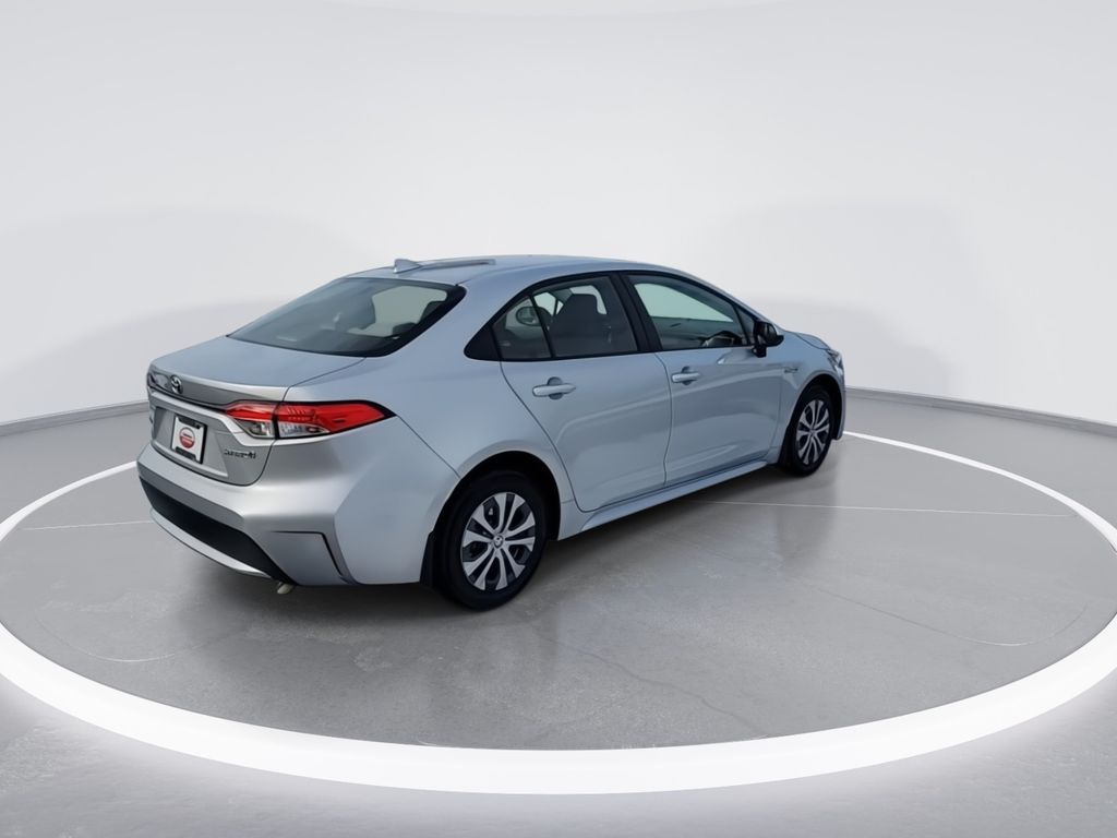 2021 Toyota Corolla LE 8