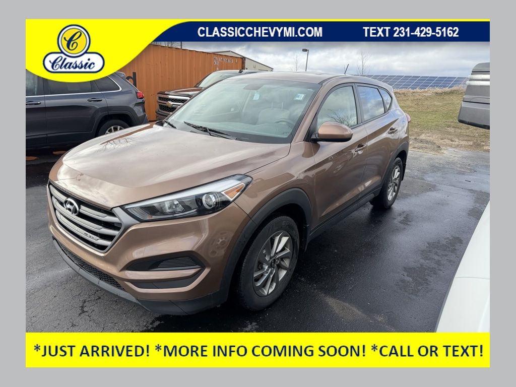 Mojave Sand 2016 Hyundai Tucson 2.0L SE FWD with Beige Seats SUV / Crossover Front-Wheel Drive 6-Speed Automatic Overdrive