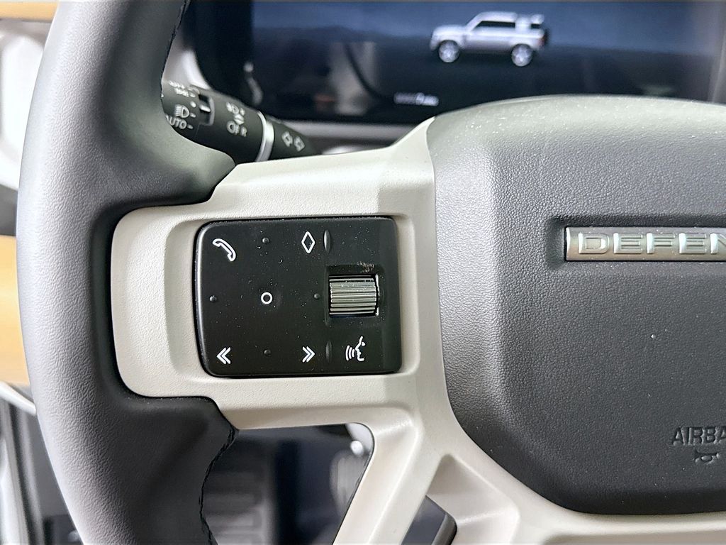 Thumbnail: 2026 Land Rover Defender - 11