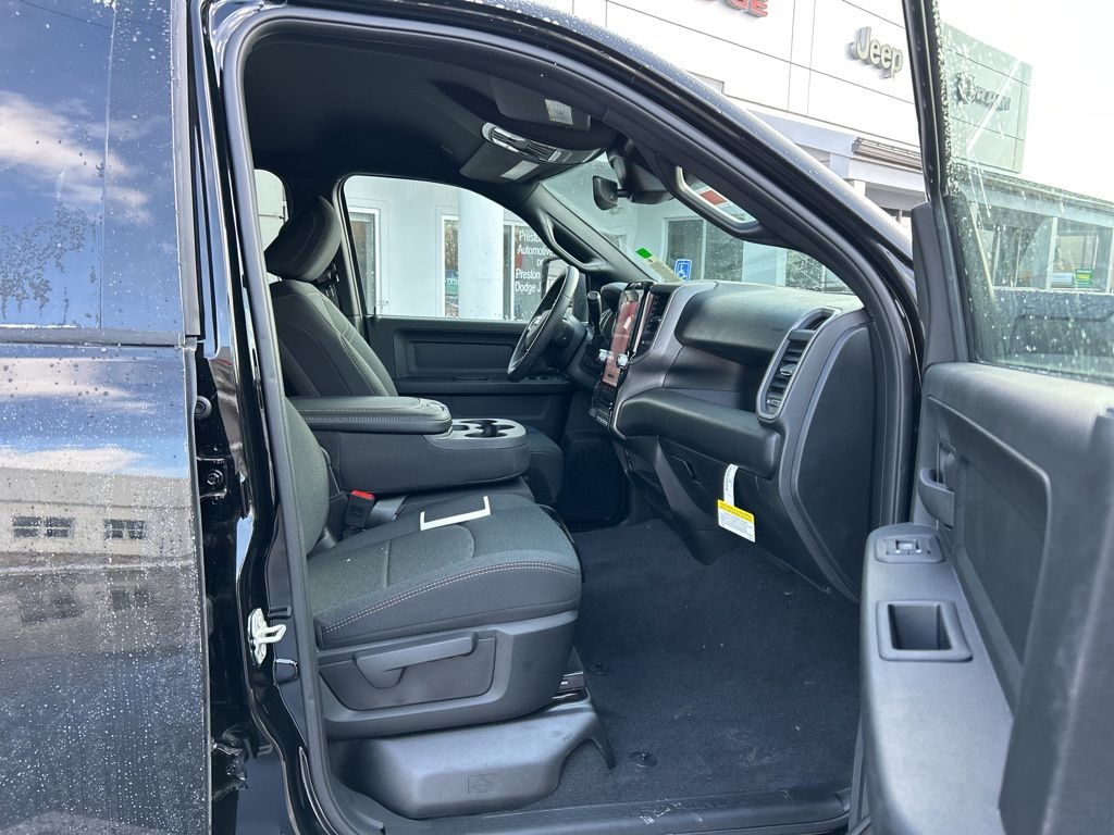 2026 RAM 2500 Tradesman - Photo 8