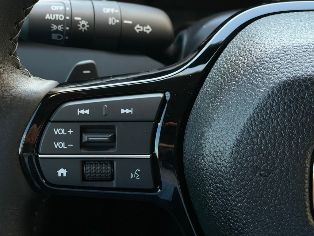 Thumbnail: 2025 Honda Pilot - 14