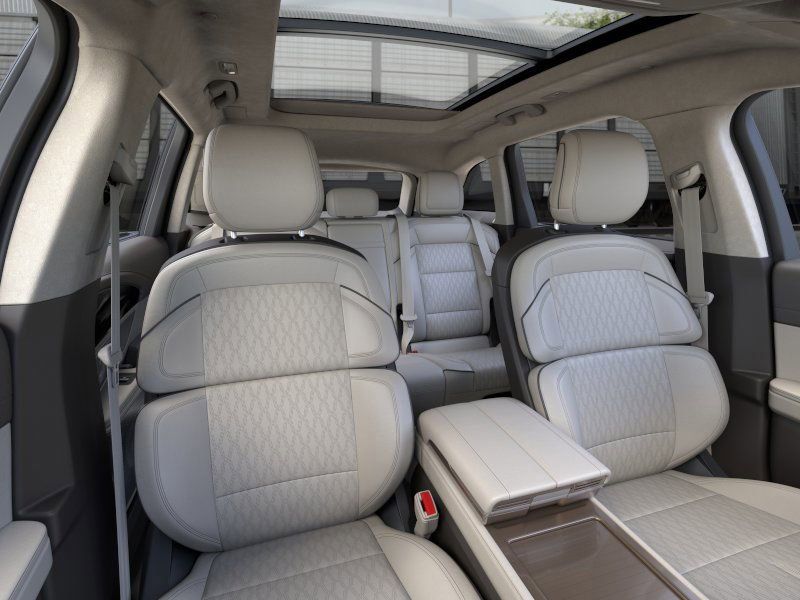 2025 Lincoln Nautilus Black Label 10