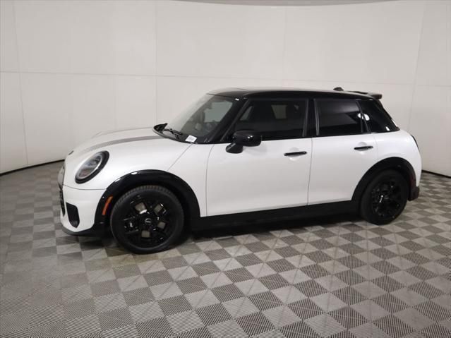 Thumbnail: 2026 MINI Cooper - 6