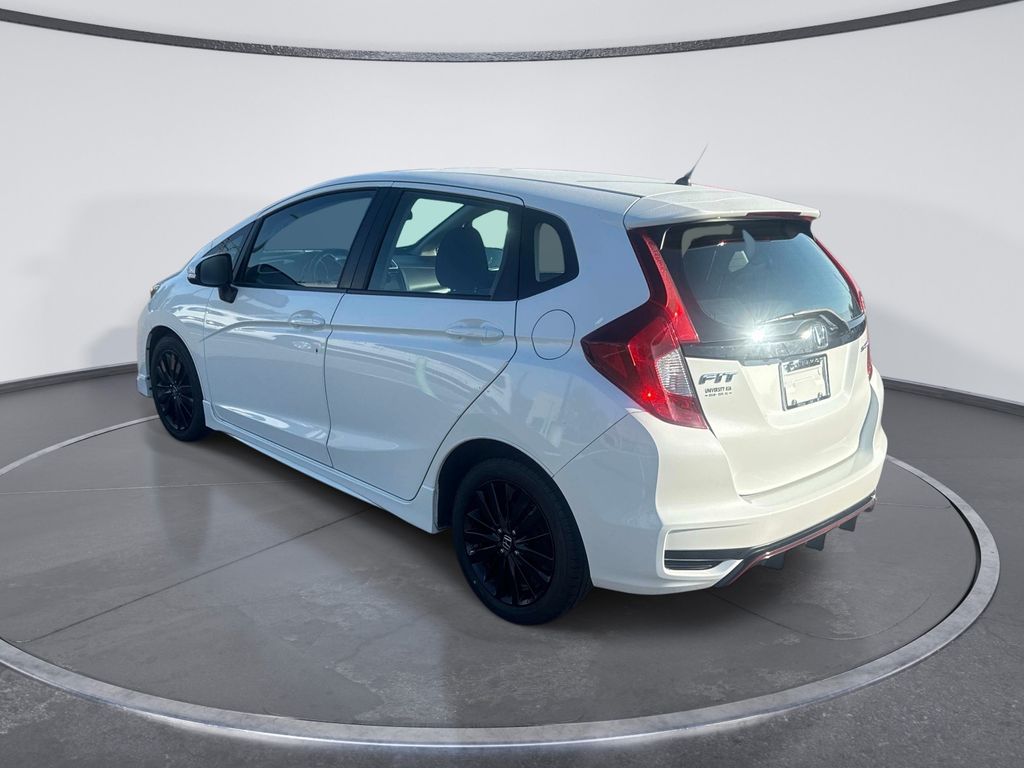 Used 2018  Honda Sport image 4