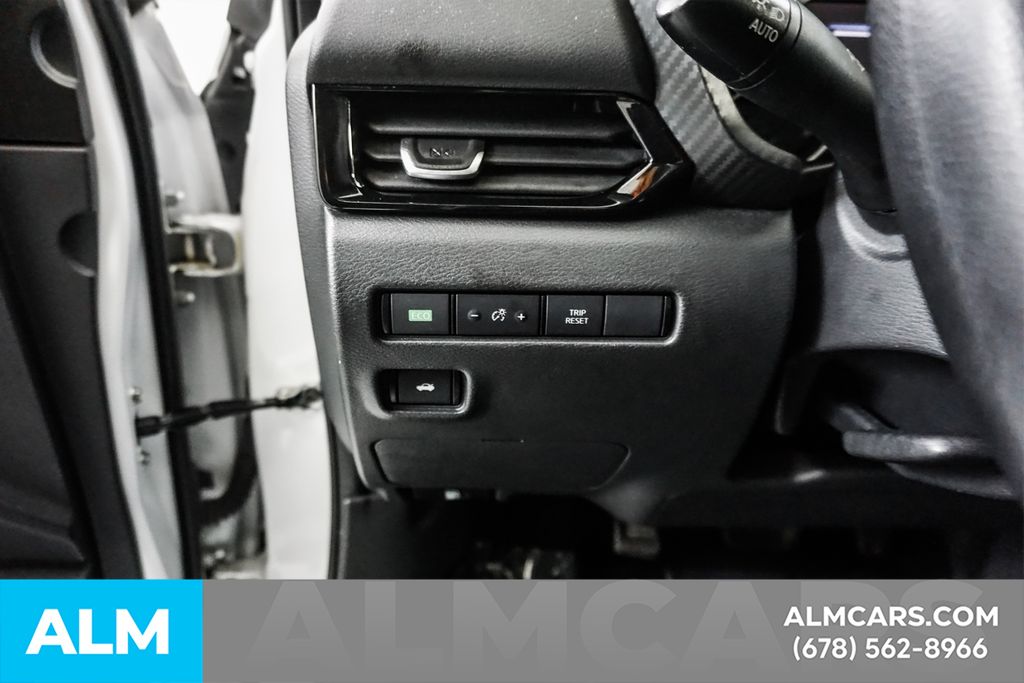 Used 2024 White Nissan SV image 25