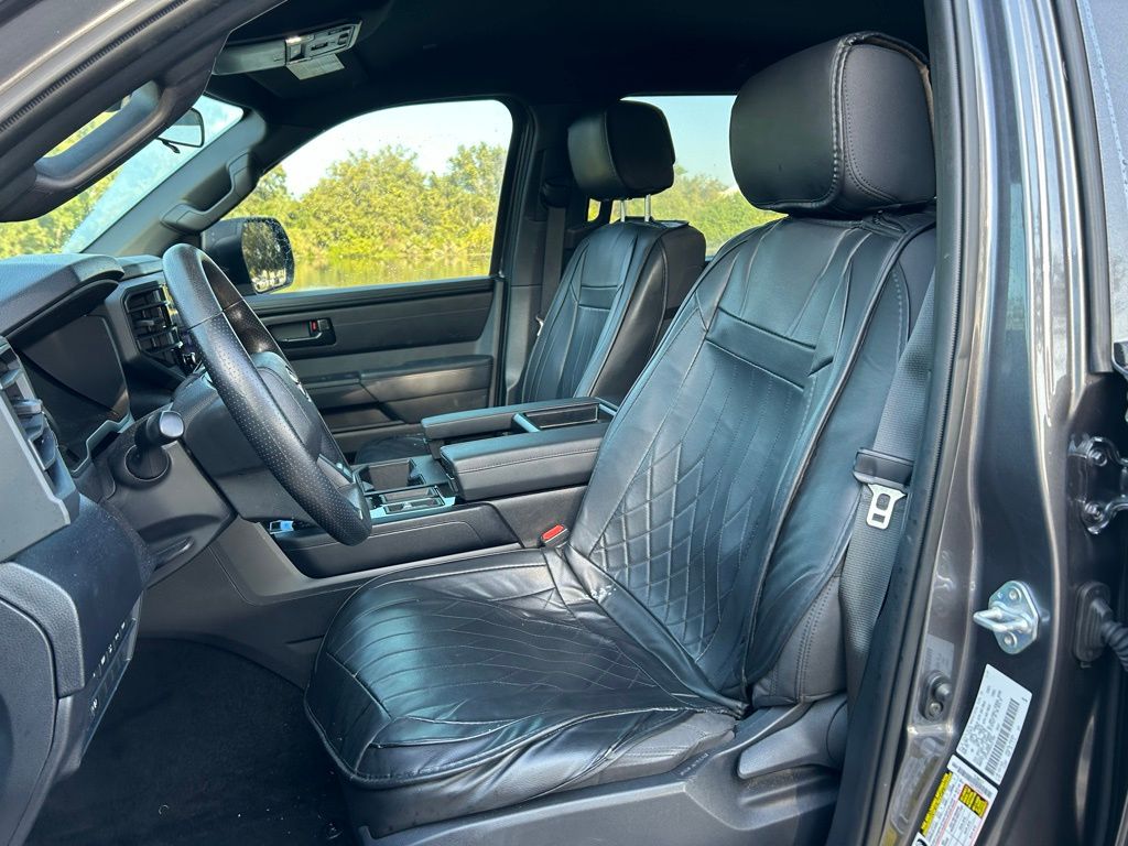 Thumbnail: 2025 Toyota Tundra - 14