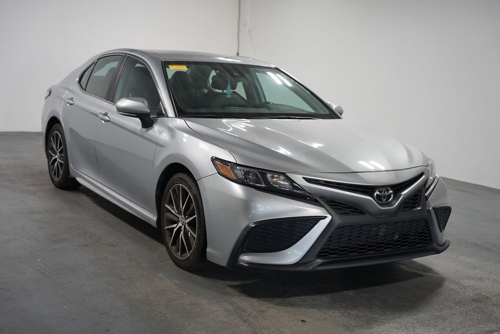 Thumbnail: 2023 Toyota Camry - 3