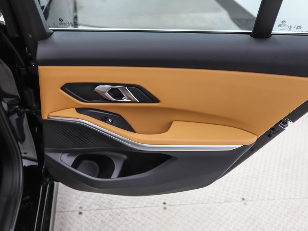 2025 BMW 3 Series 330i xDrive 24