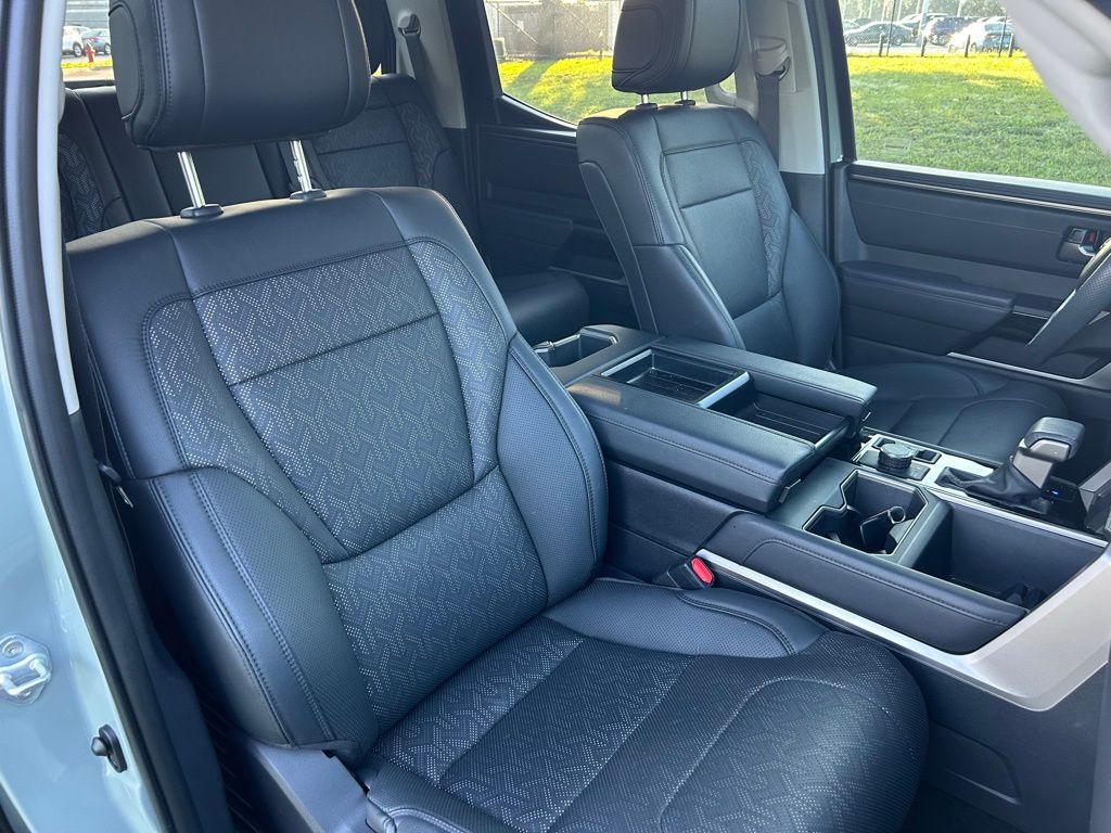 Thumbnail: 2024 Toyota Tundra - 15