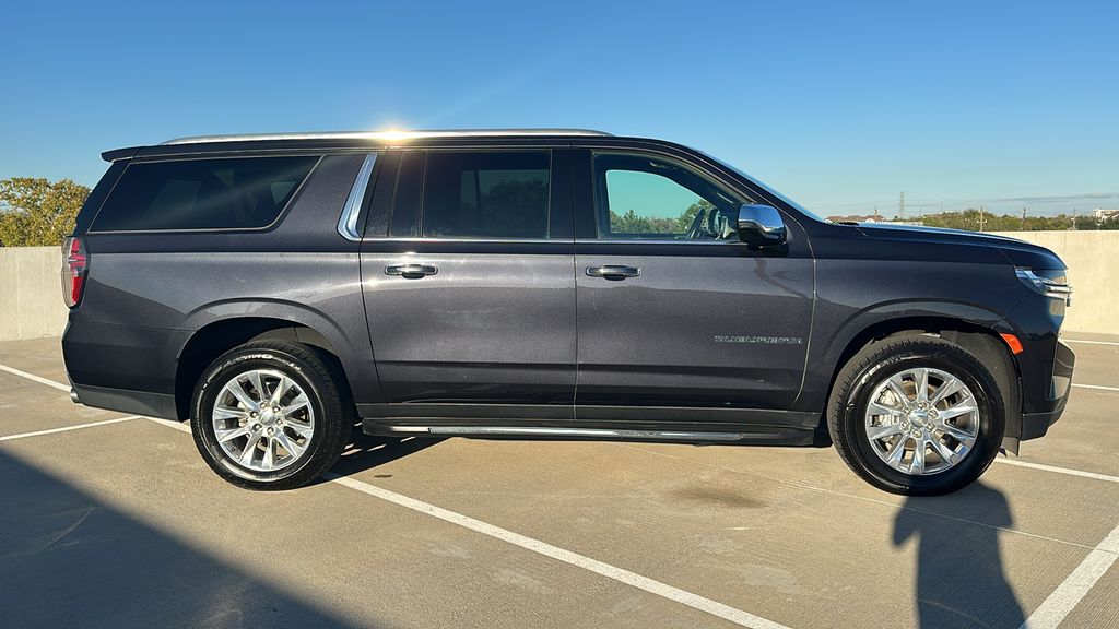 2023 Chevrolet Suburban Premier Gray at Baytown Hyundai
