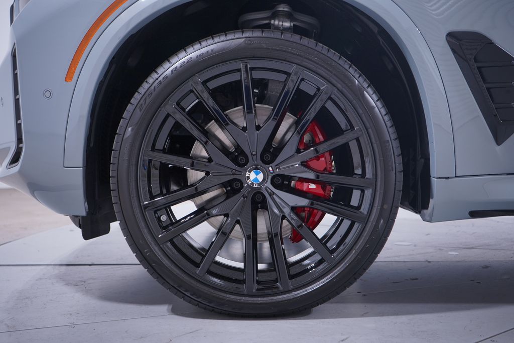 Thumbnail: 2026 BMW X5 - 2