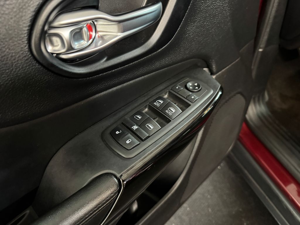 2021 Jeep Cherokee Altitude