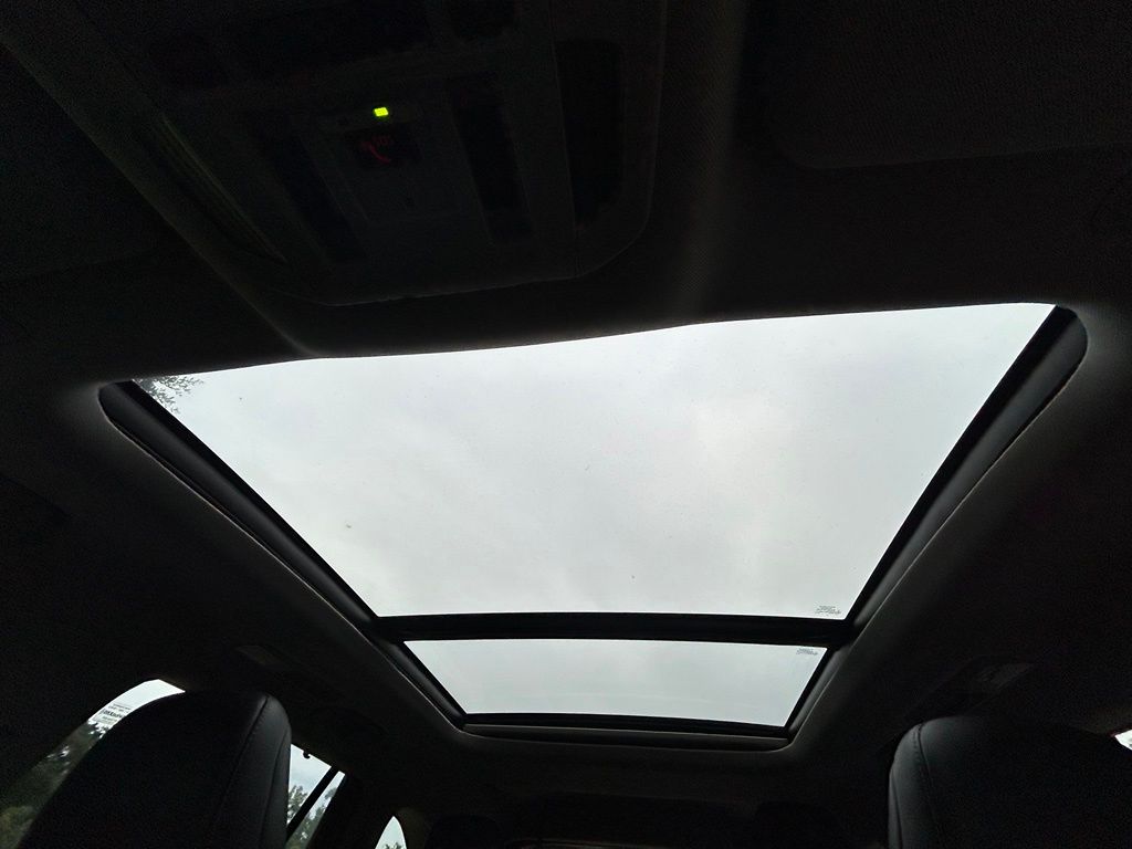 Thumbnail: 2024 Toyota Highlander - 31