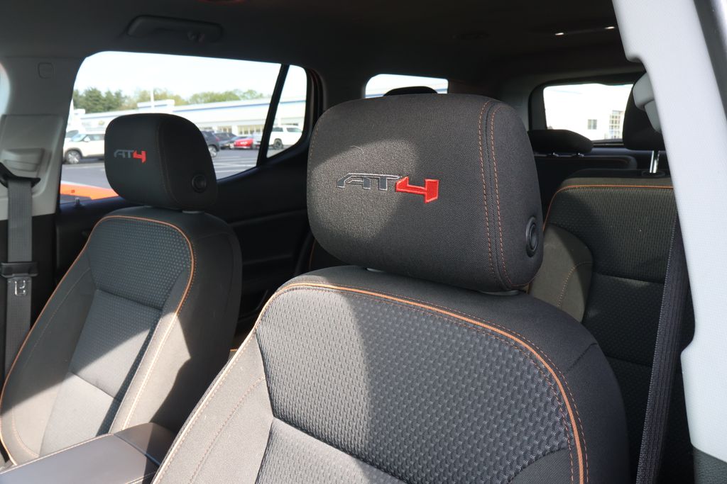 Thumbnail: 2023 GMC Acadia - 10