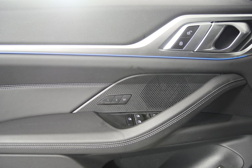 Thumbnail: 2024 BMW 4 Series - 9