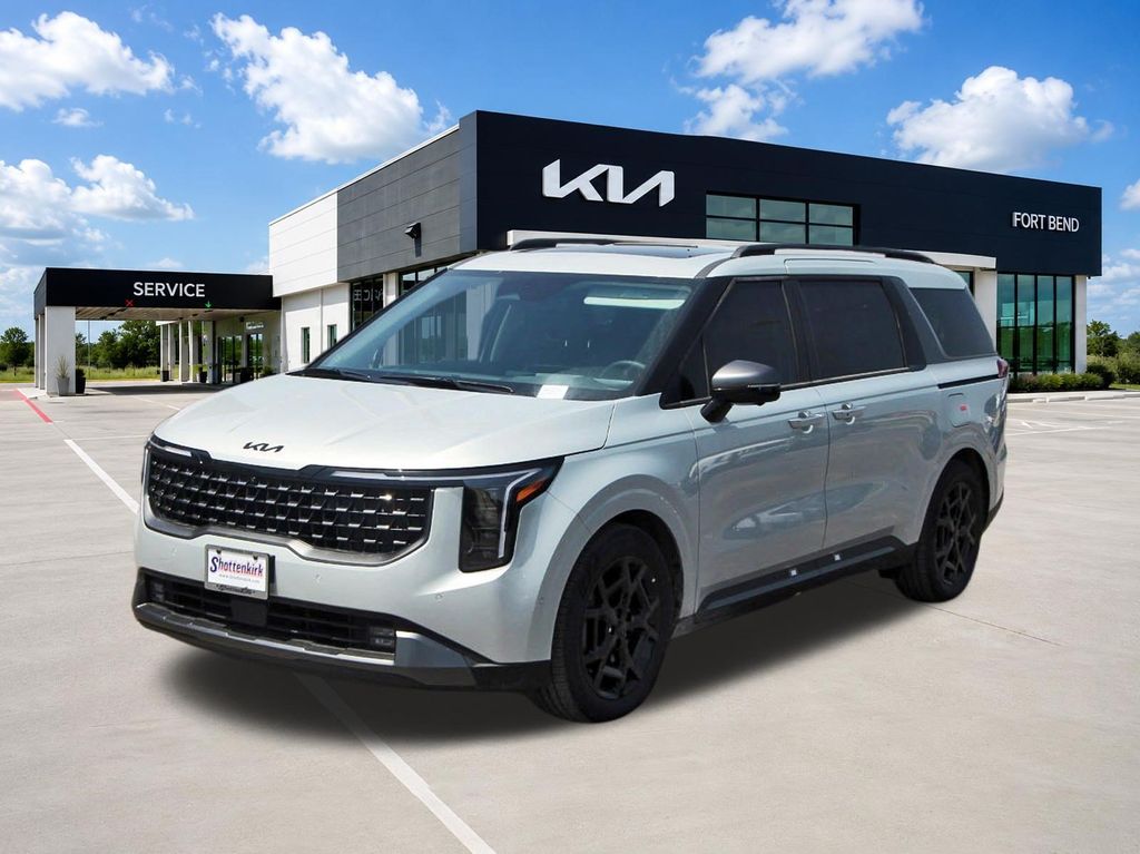 New 2026 Kia Carnival MPV Van