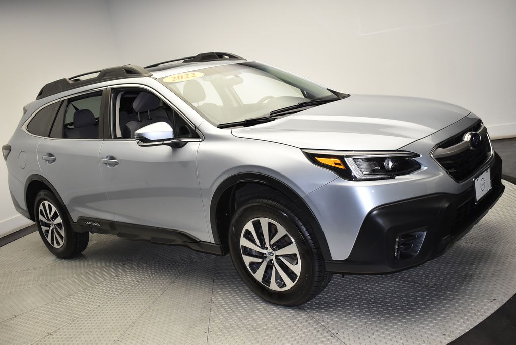 2022 Subaru Outback Premium 3