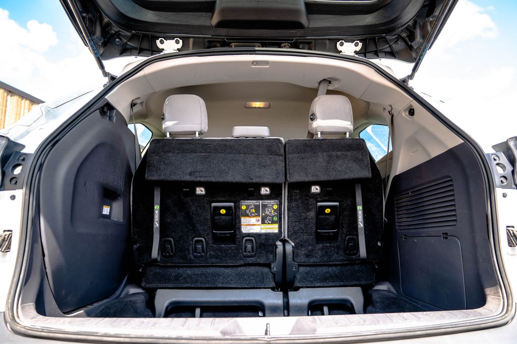 Used 2022 Toyota Sienna Van