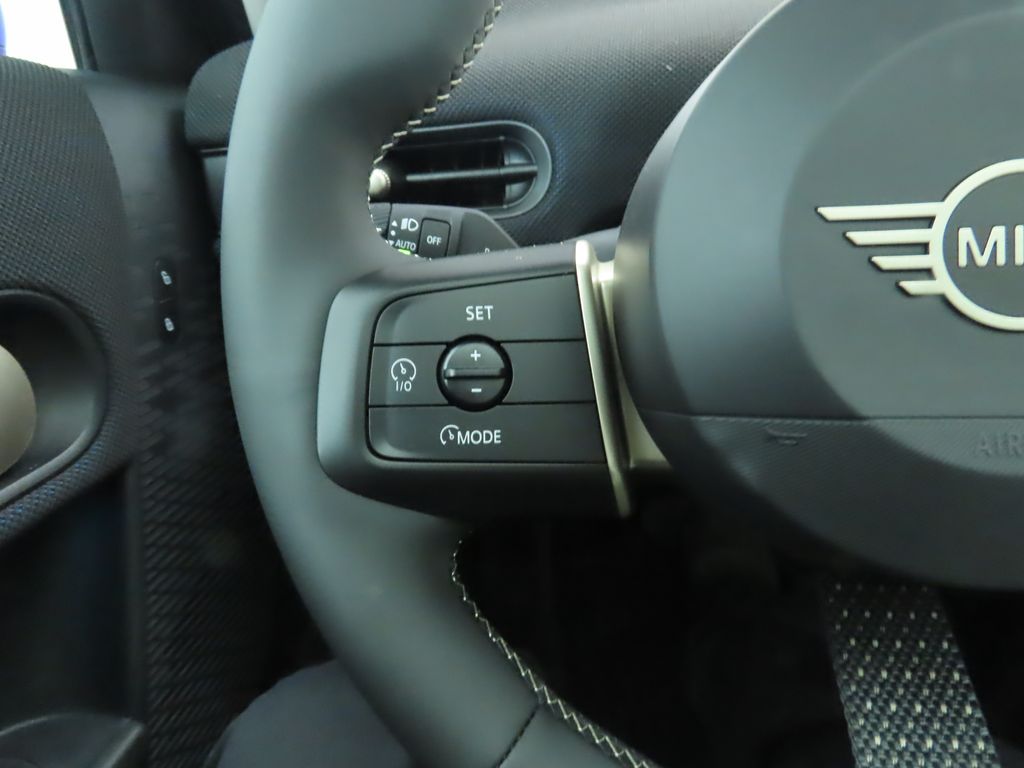 Thumbnail: 2026 MINI Cooper - 12