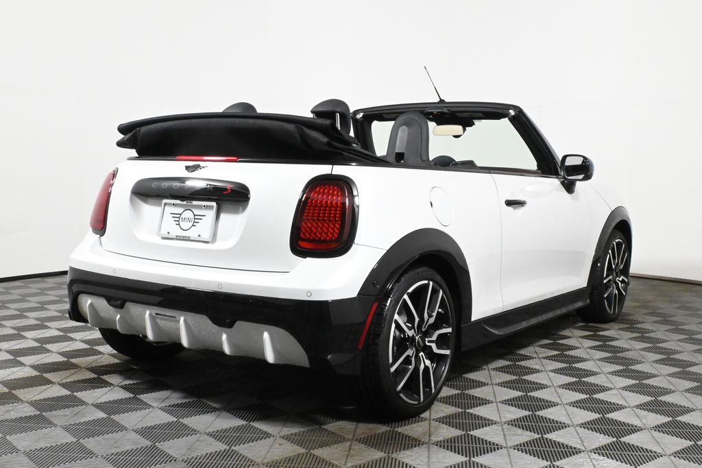 Thumbnail: 2026 MINI Cooper - 15