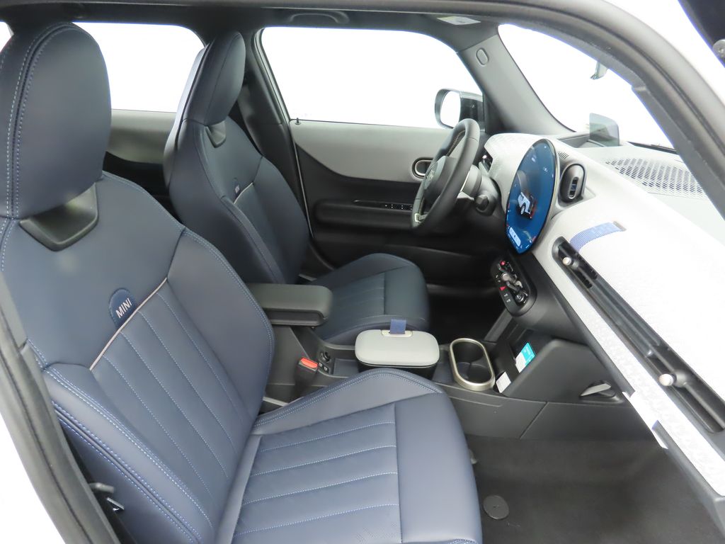 Thumbnail: 2026 MINI Cooper - 22