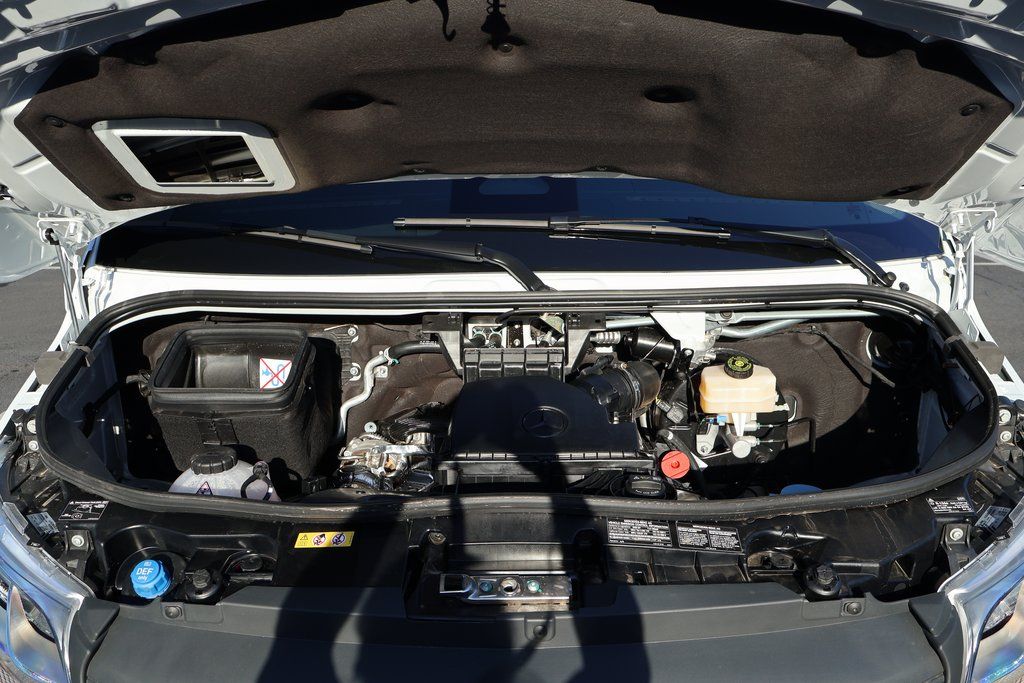 Thumbnail: 2025 Mercedes-Benz Sprinter - 9