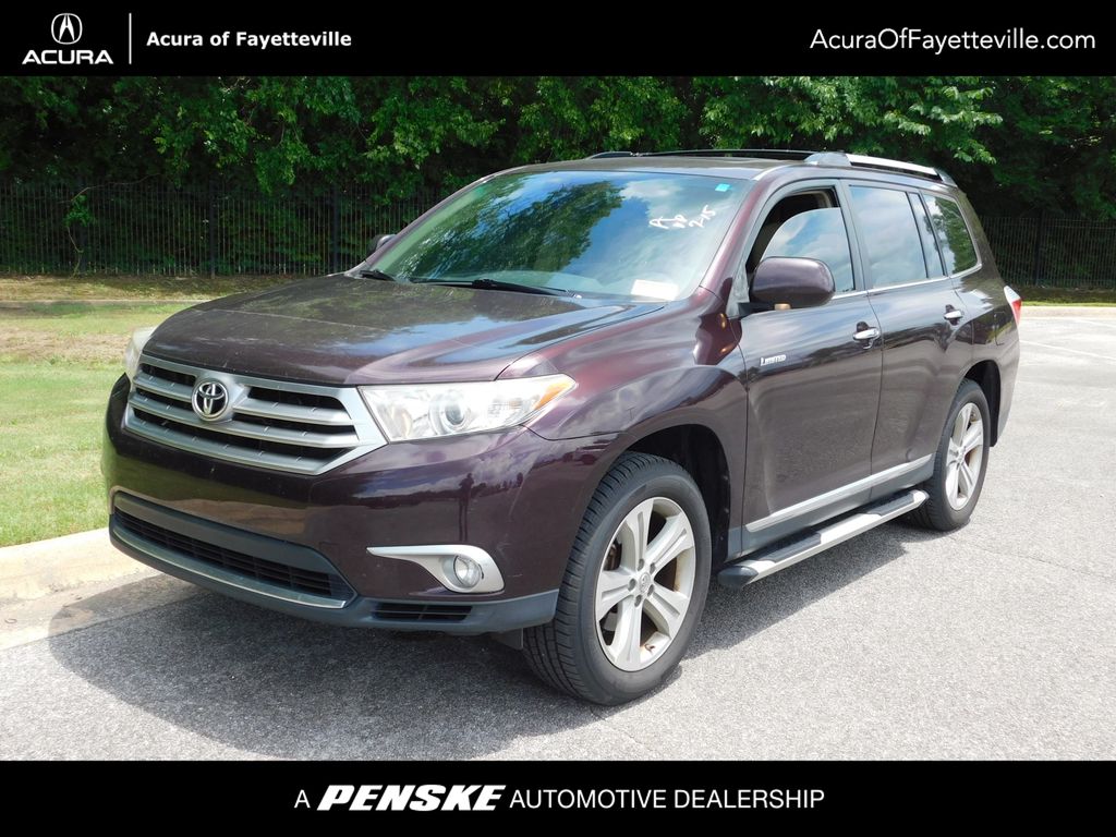 Thumbnail: 2012 Toyota Highlander - 1