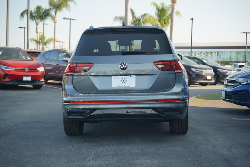 2024 Volkswagen Tiguan 2.0T SE R-Line Black 4