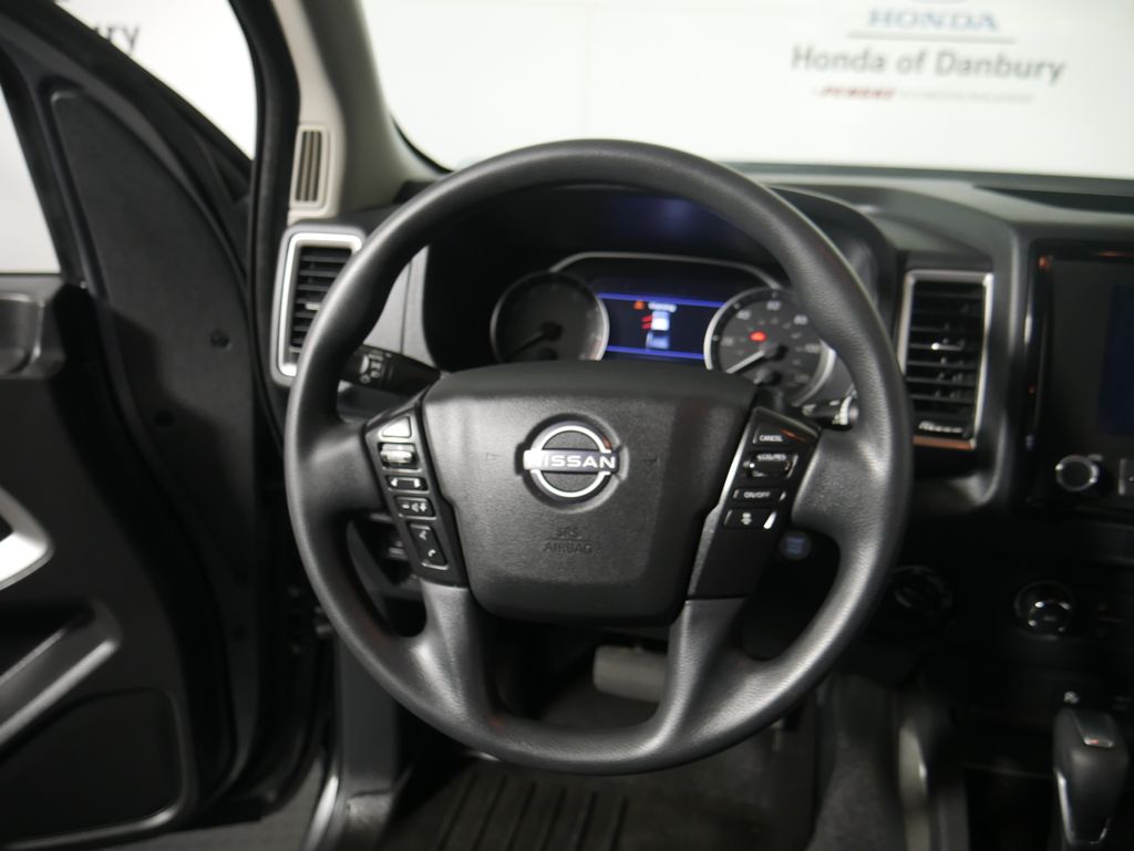 2022 Nissan Frontier SV 12