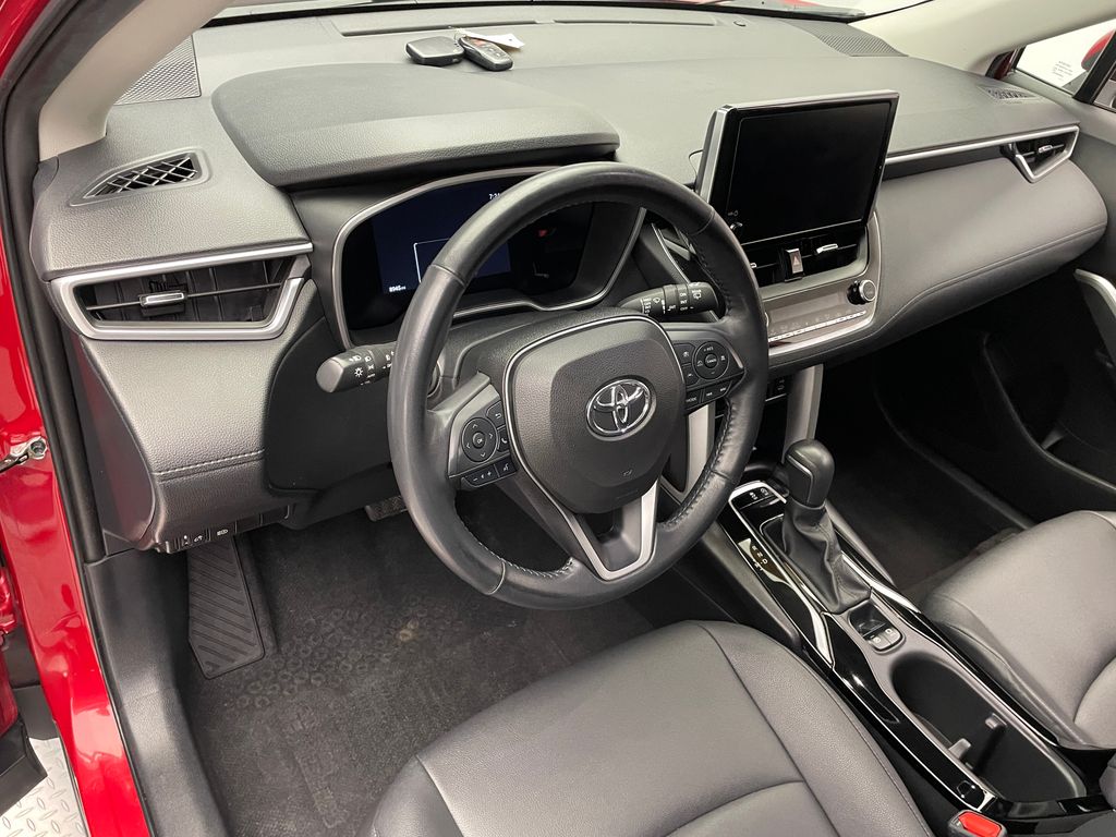 2023 Toyota Corolla Cross XLE 11