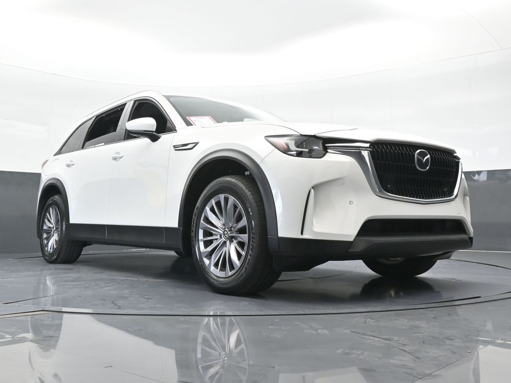Used 2025 Rhodium White Premium Mazda Preferred image 62
