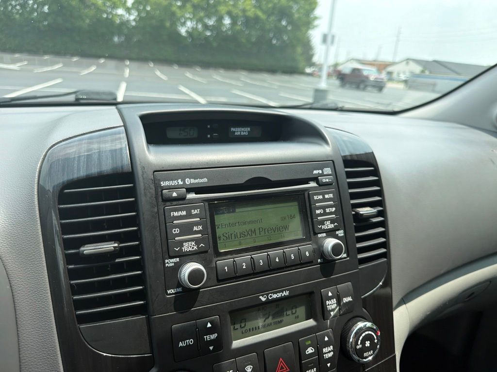 Thumbnail: 2014 Kia Sedona - 30
