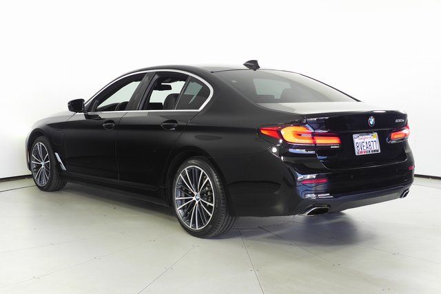 2021 BMW 5 Series 530e iPerformance 9