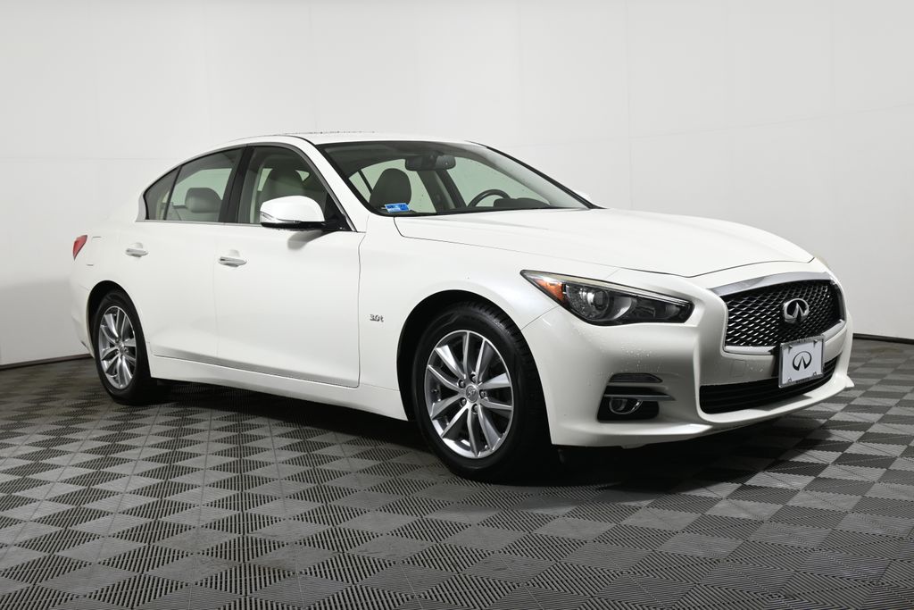 2017 INFINITI Q50 Premium 8