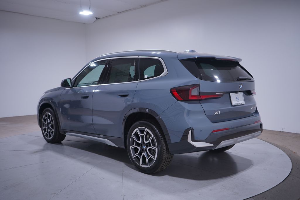 Thumbnail: 2026 BMW X1 - 3