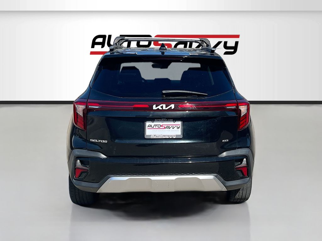 Used 2024 Black Kia SX image 6