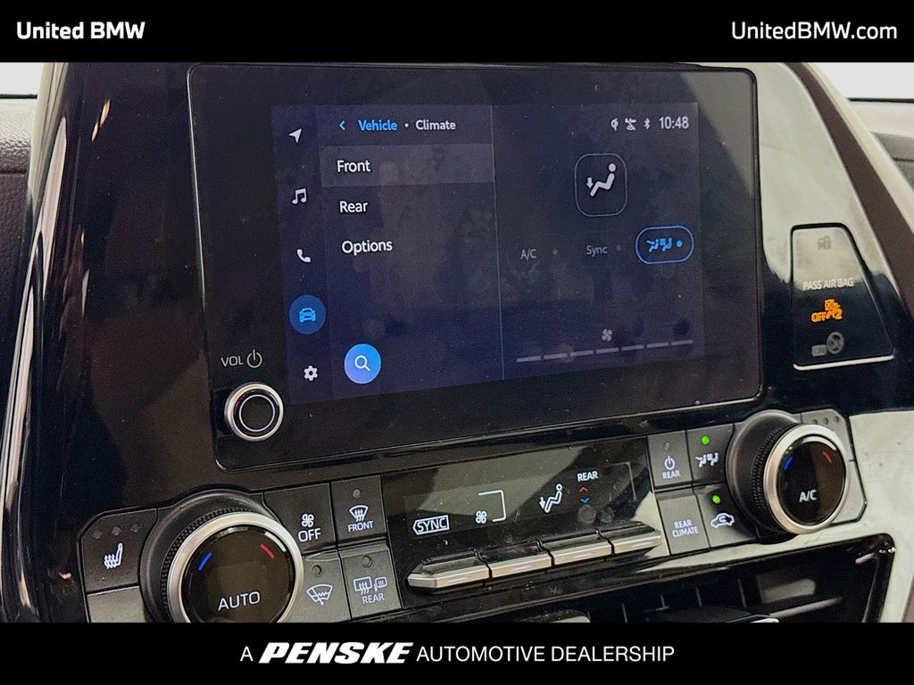 Thumbnail: 2023 Toyota Highlander - 10