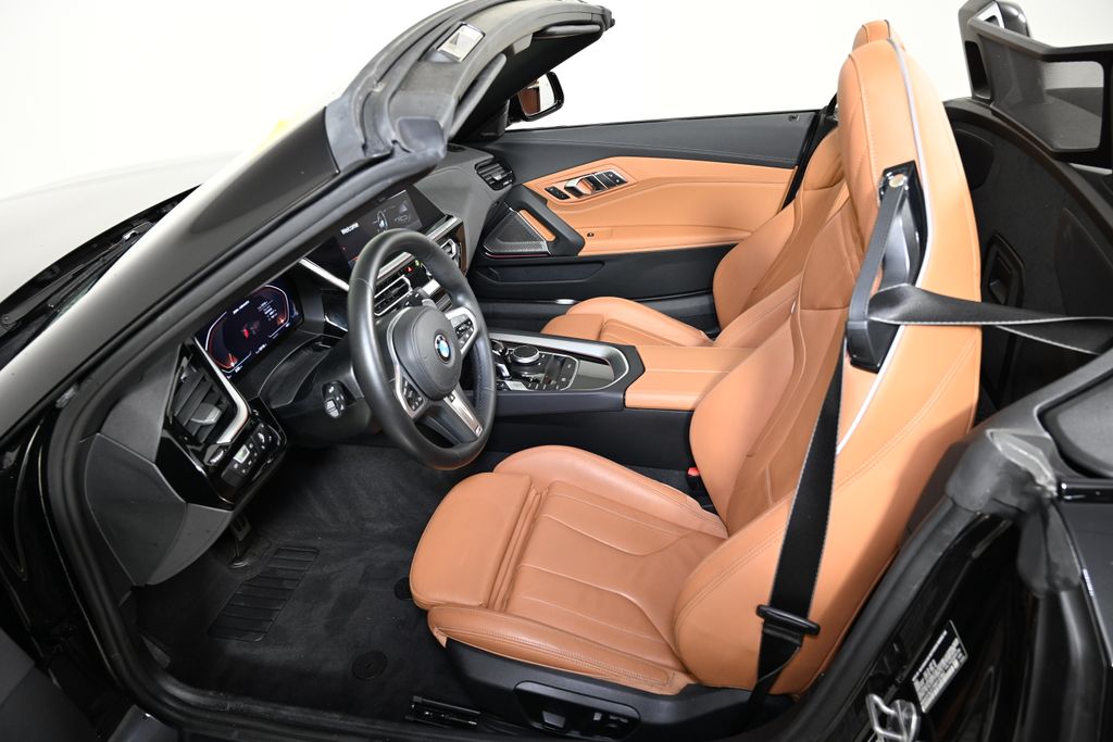 Thumbnail: 2024 BMW Z4 - 23